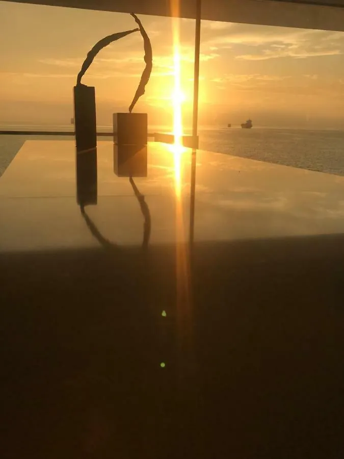 Infinity Sea View Apartment سالونيك